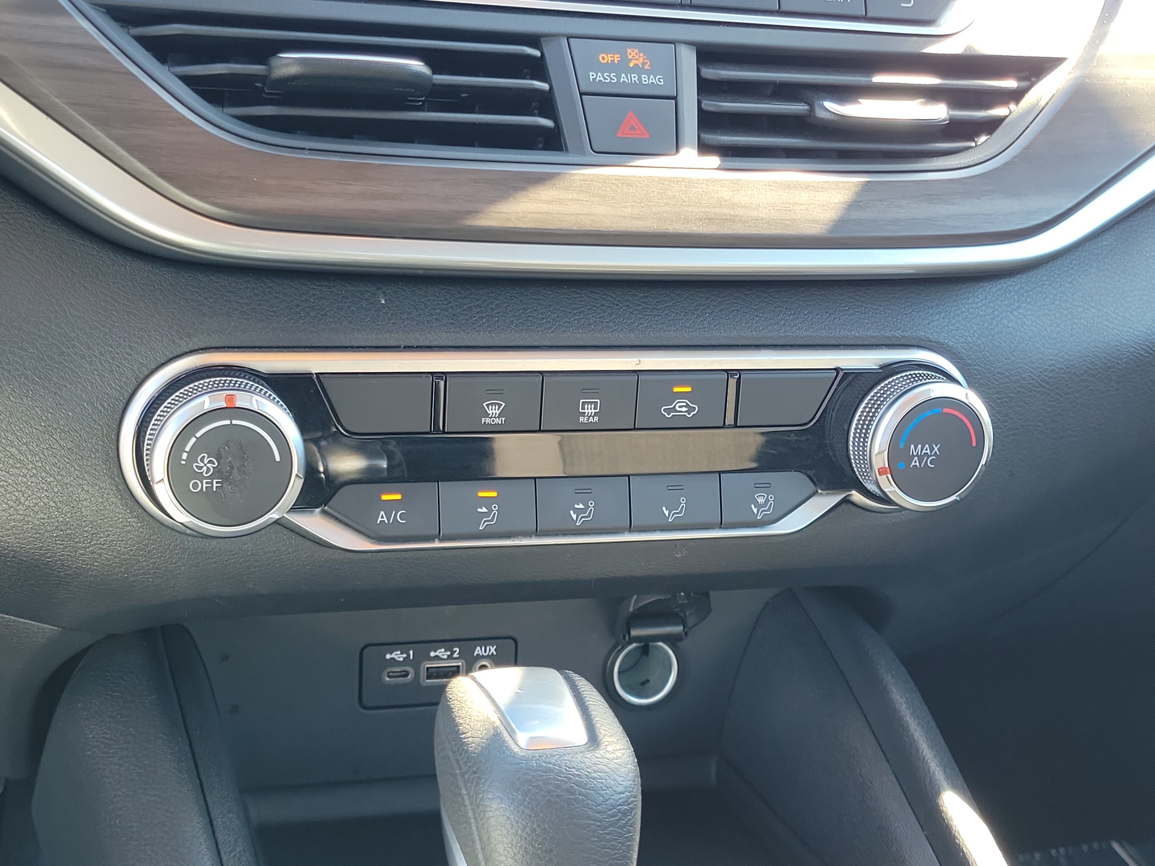 Certified 2025 Nissan Altima 2.5 SV FWD image 27