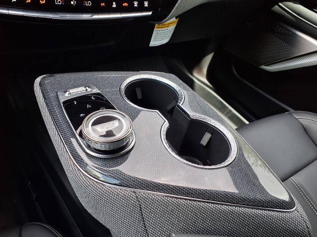 New 2026 Cadillac Optiq Luxury 1 w/ LPO, Floor Liner Package AWD/4WD image 15