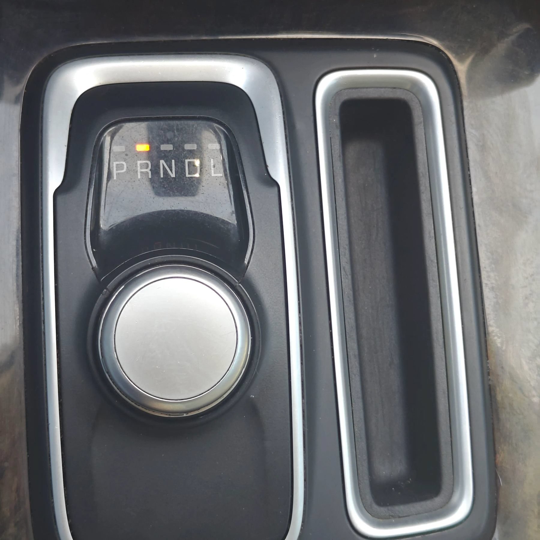 Used 2018 Chrysler 300 Limited RWD image 30