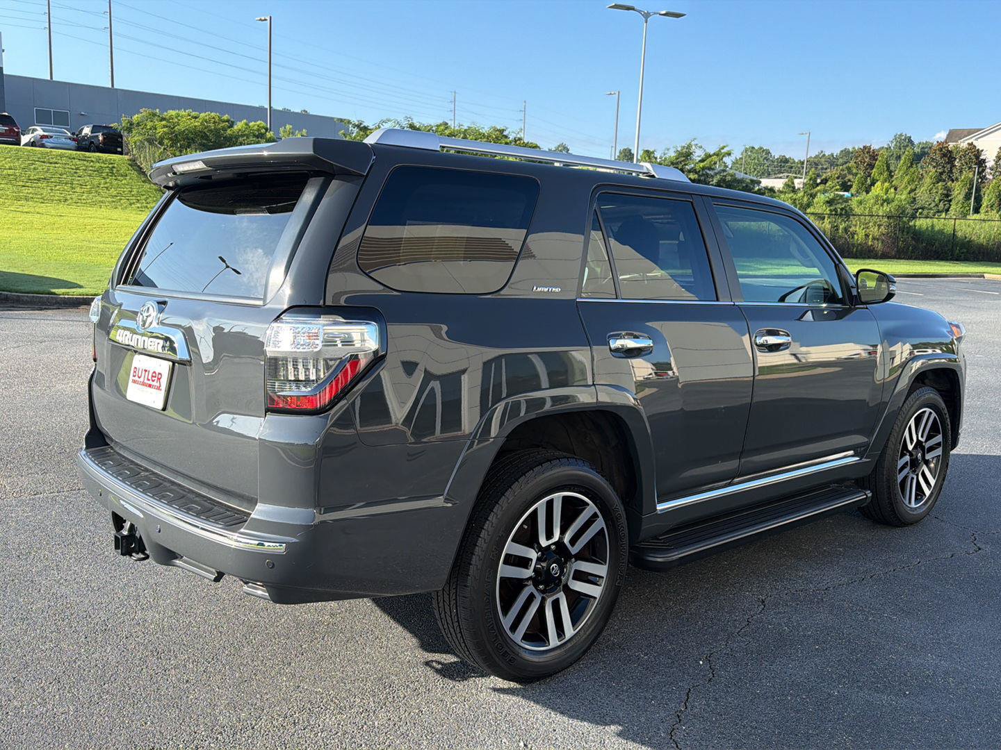Used 2024 Toyota 4Runner Limited AWD/4WD image 6