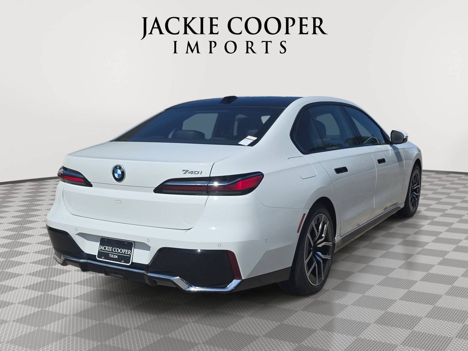 Used 2025 BMW 740i RWD image 5