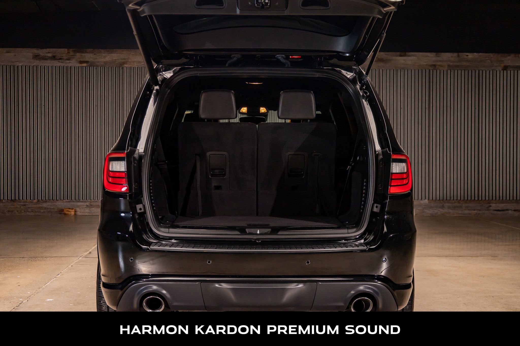 Used 2022 Dodge Durango SRT w/ Technology Group image 8