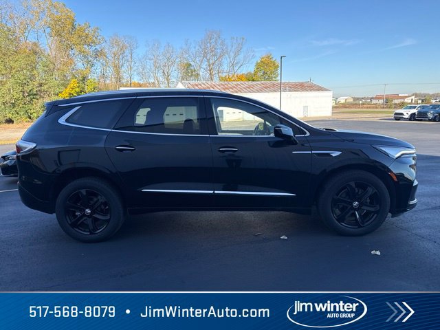 Used 2024 Buick Enclave Essence w/ Sport Touring Edition AWD/4WD image 5