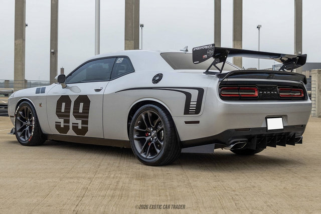 Used 2021 Dodge Challenger R/T Scat Pack RWD image 6