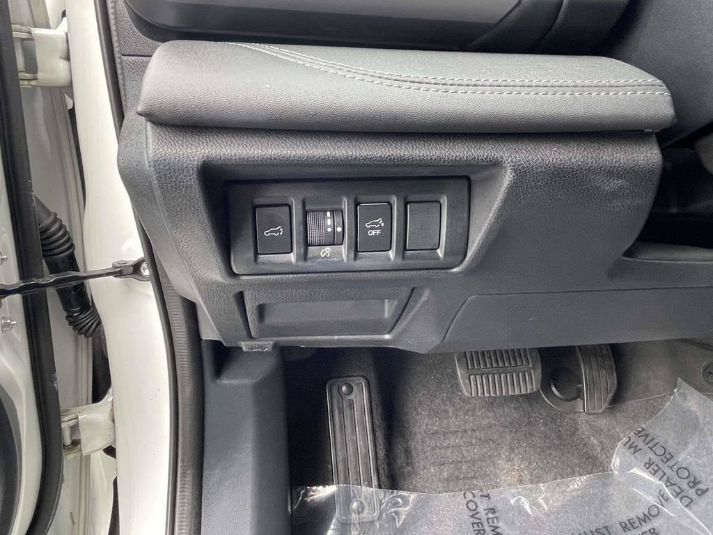 Used 2021 Subaru Outback Limited AWD/4WD image 28