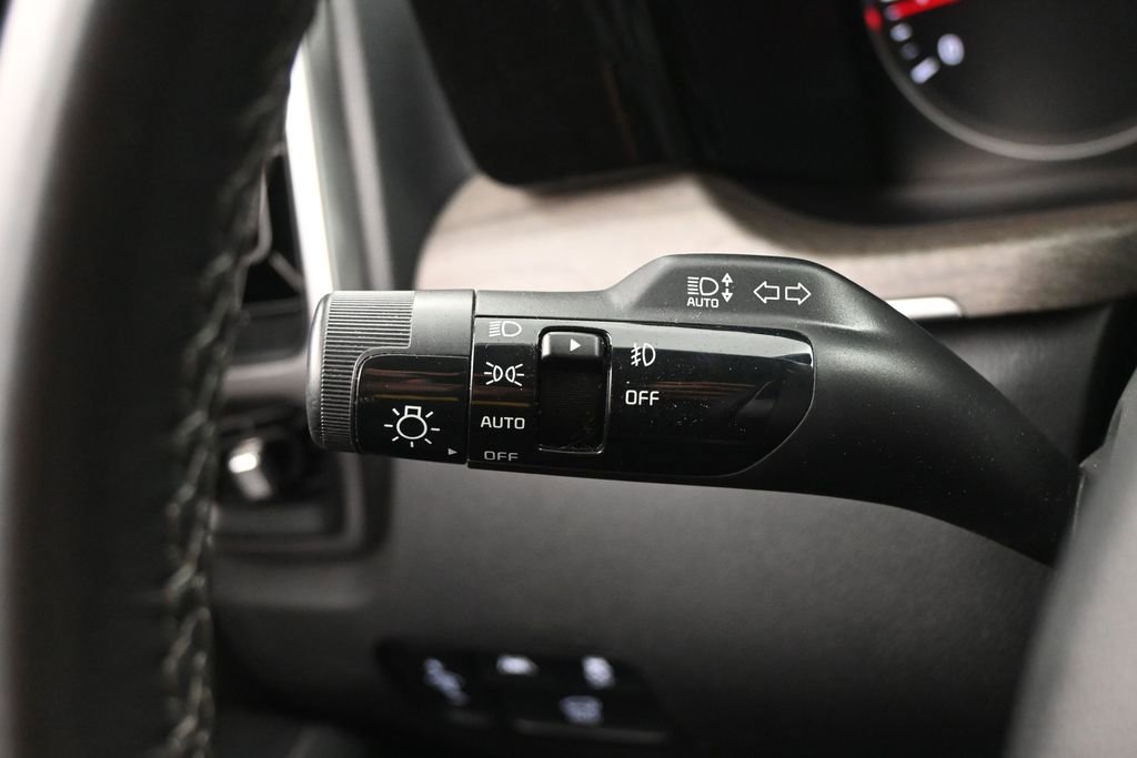Used 2023 Kia Sorento EX FWD image 19