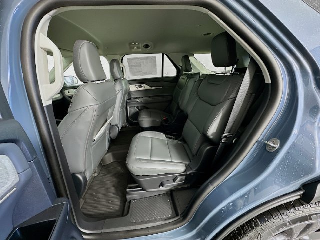 New 2026 Ford Explorer Active w/ Active Comfort Package AWD/4WD image 32