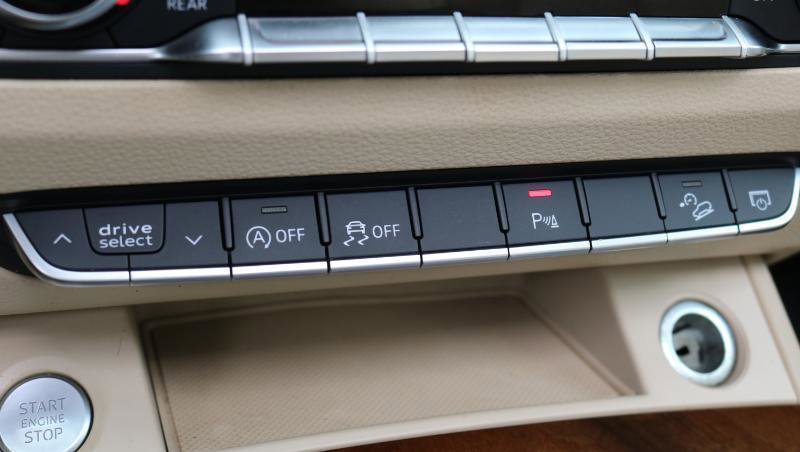 Used 2018 Audi Q5 2.0T Premium Plus w/ Premium Plus Package image 13