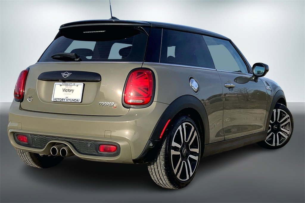 Used 2020 MINI Cooper S w/ Premium Package image 5