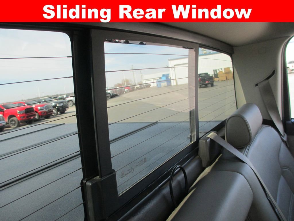 Used 2016 GMC Sierra 1500 Denali w/ Enhanced Driver Alert Package image 28