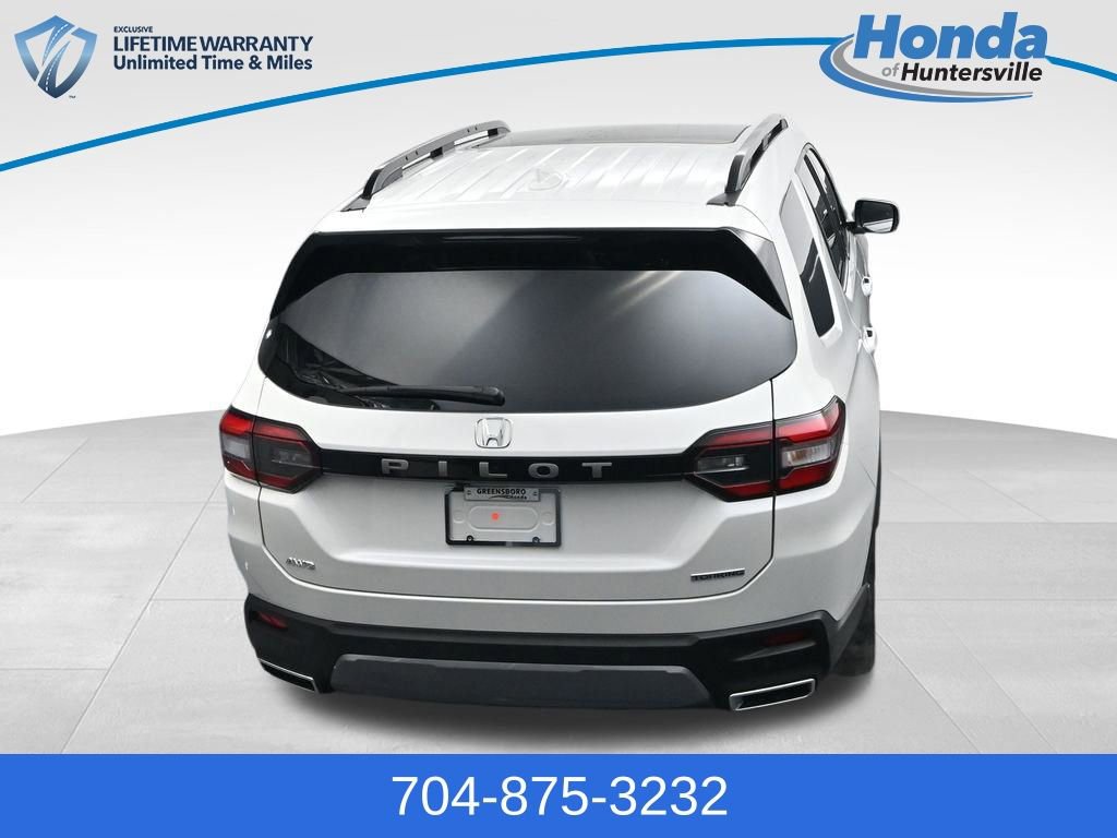 New 2026 Honda Pilot Touring image 28