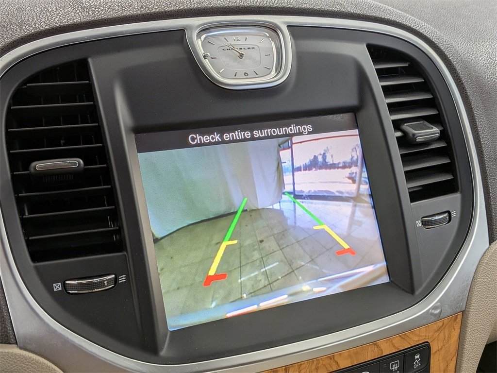 Used 2014 Chrysler 300 C image 22