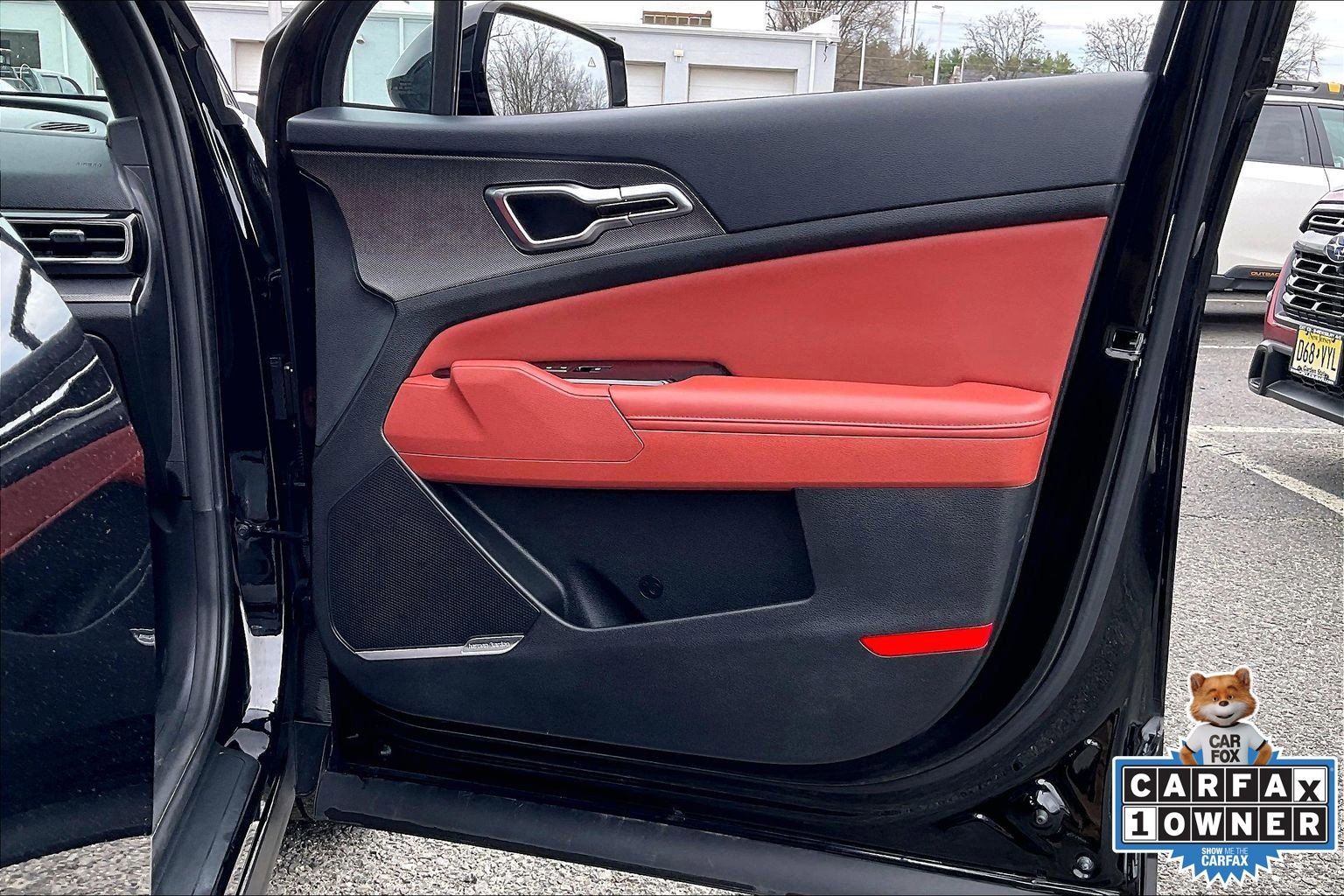 Used 2023 Kia Sportage SX image 23