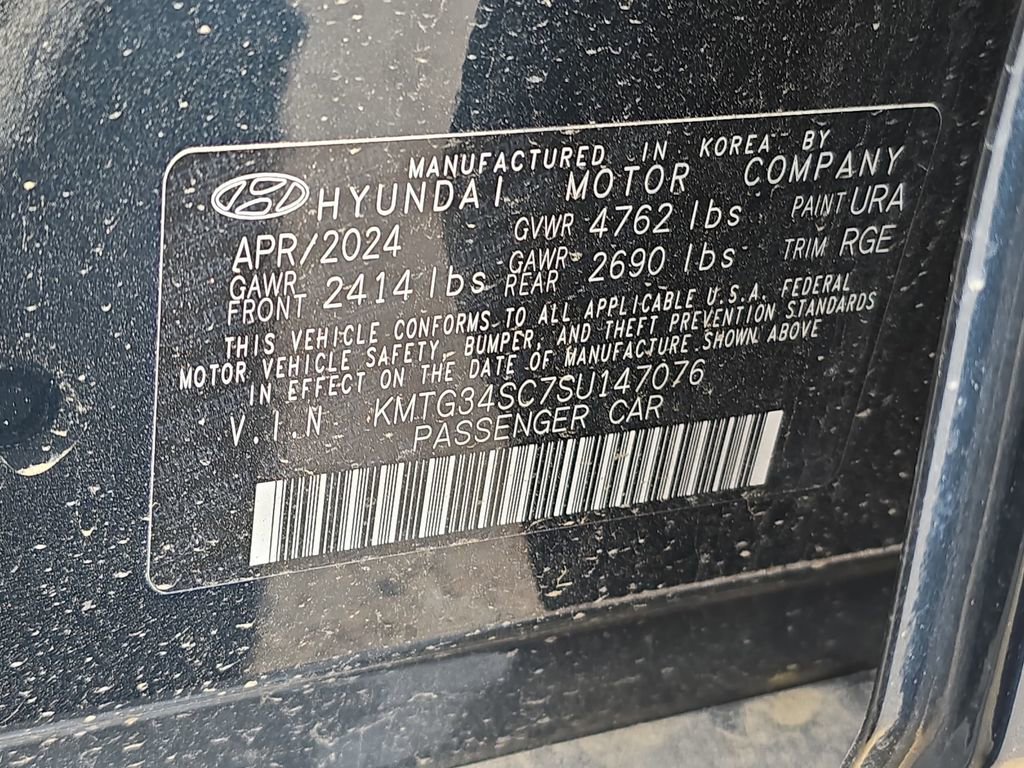 Used 2025 Genesis G70 2.5T w/ Sport Prestige Package image 34