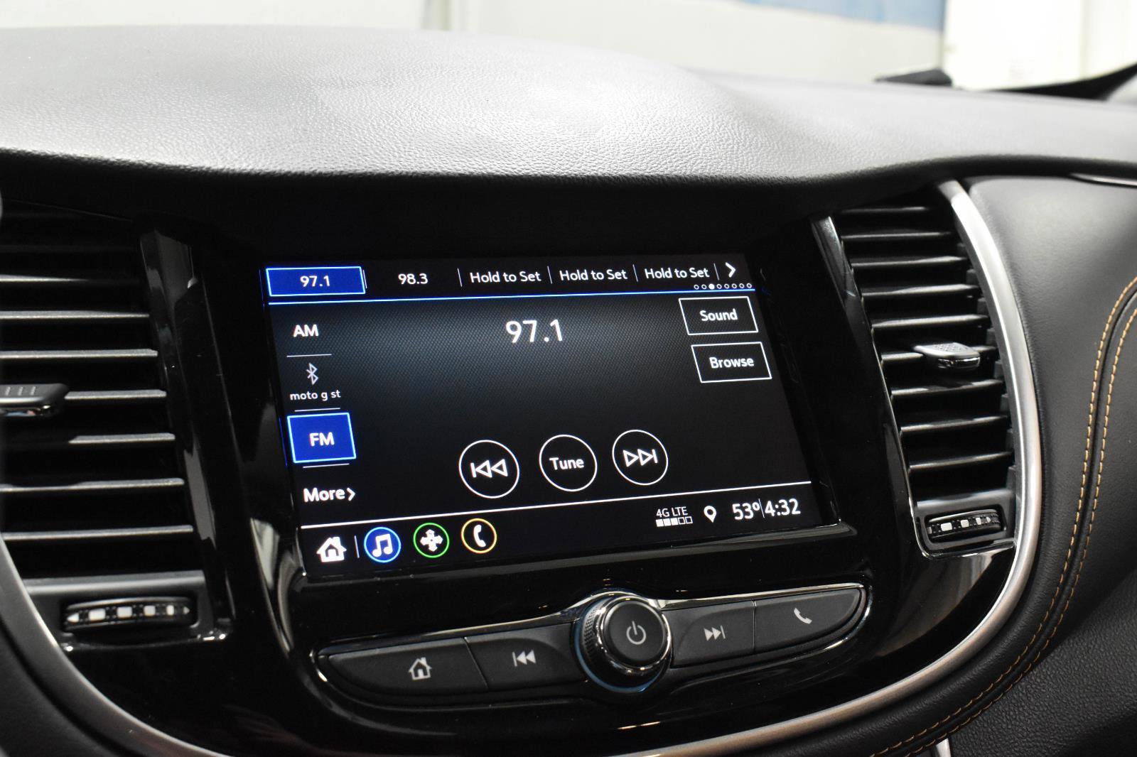 Used 2022 Chevrolet Trax LT image 15