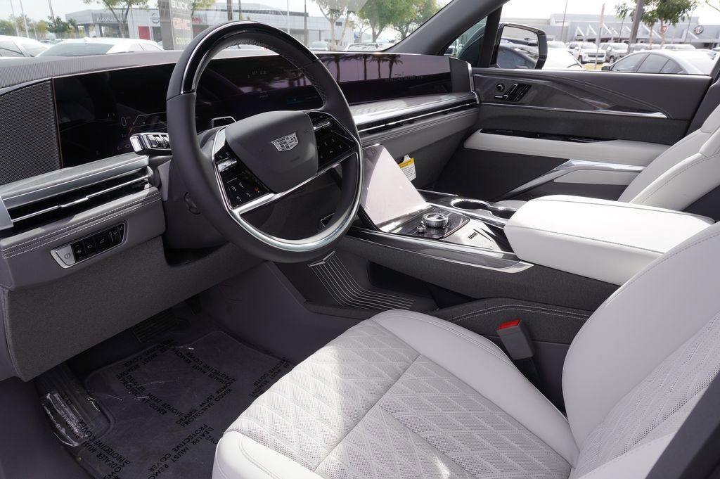 New 2026 Cadillac Escalade IQL Luxury image 16