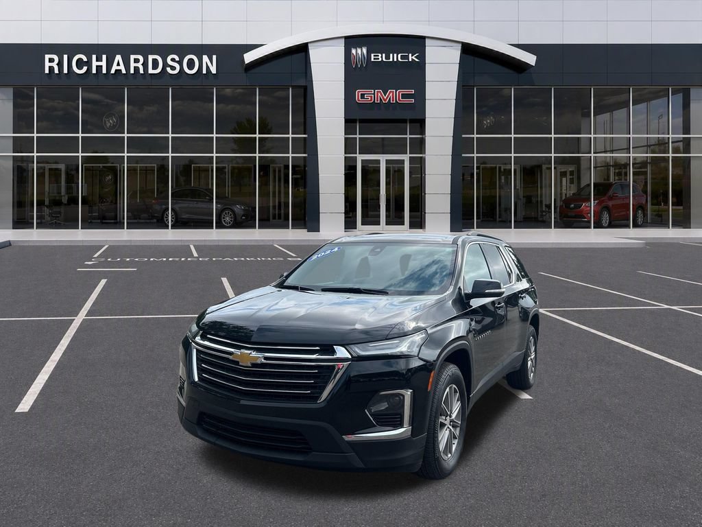 Used 2024 Chevrolet Traverse LT