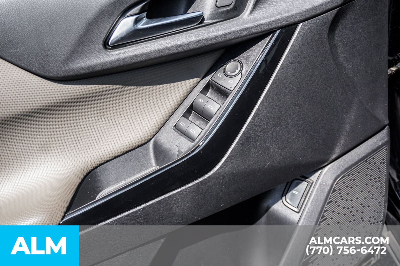 Used 2025 Chevrolet Equinox LT w/ Convenience Package II FWD image 49
