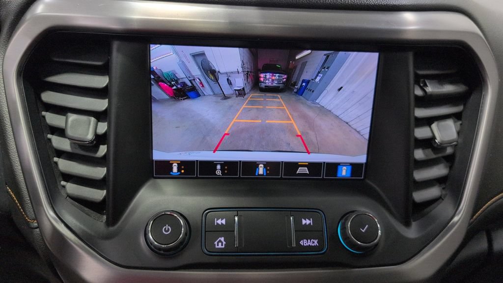 Used 2023 GMC Acadia AT4 w/ GMC Pro Grade Package AWD/4WD image 14