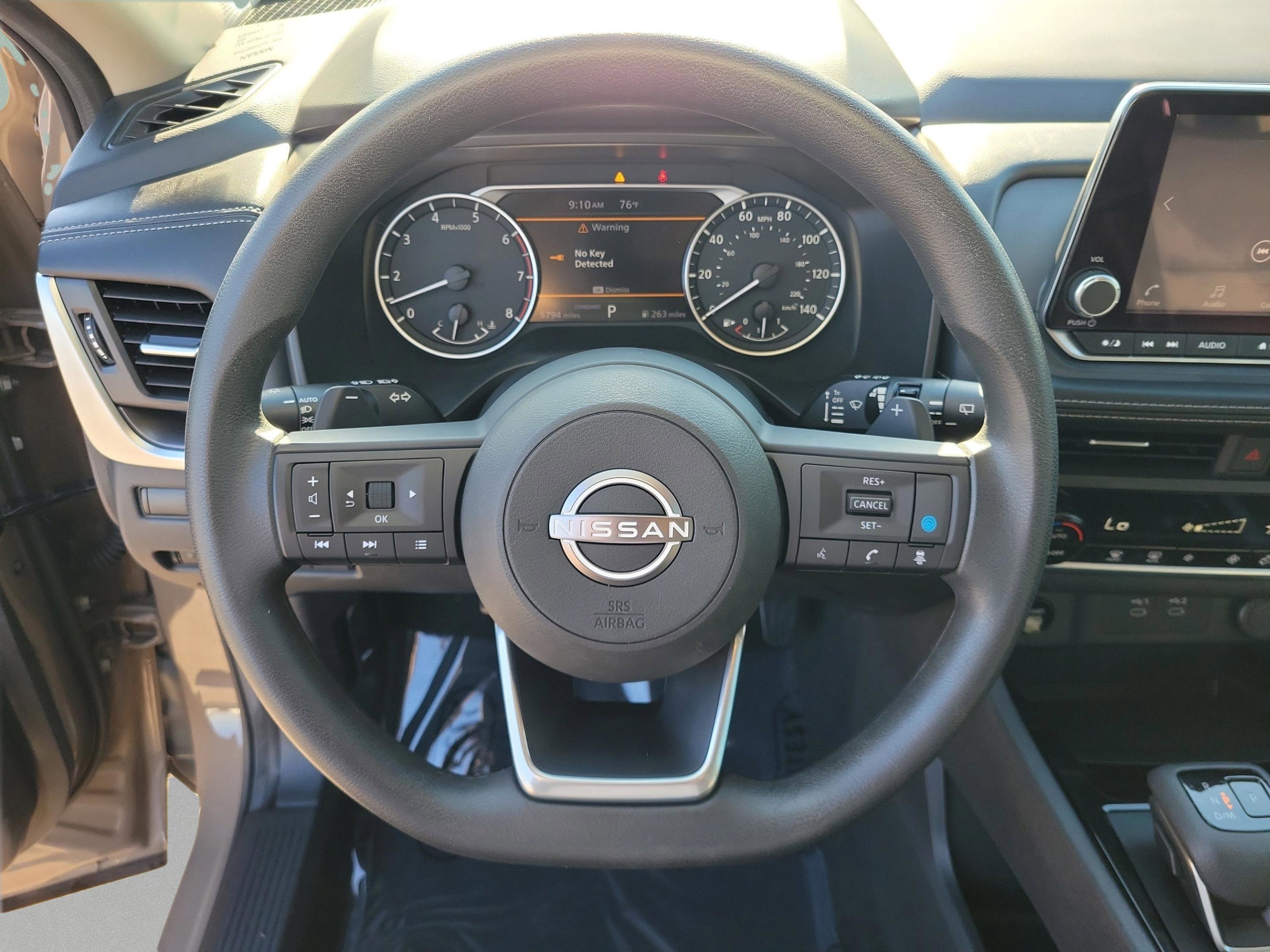 Certified 2024 Nissan Rogue SV image 21