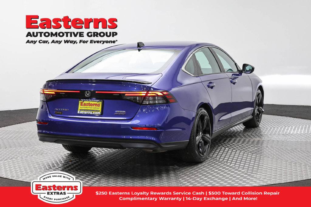 Used 2024 Honda Accord Sport image 6