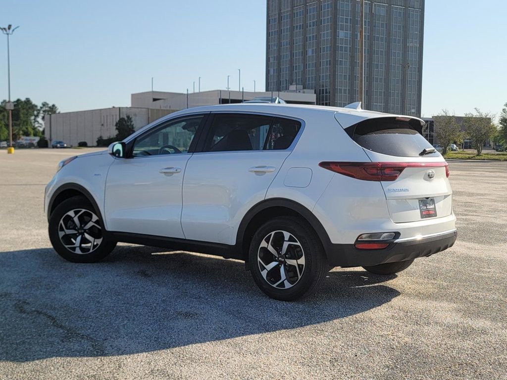 Used 2021 Kia Sportage LX image 4