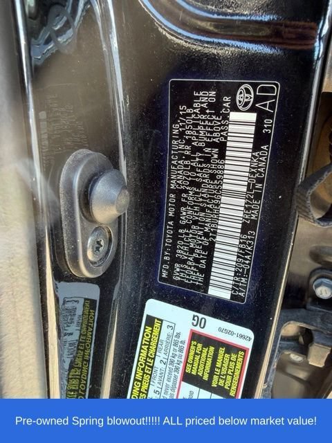 Used 2016 Toyota Corolla LE FWD image 19