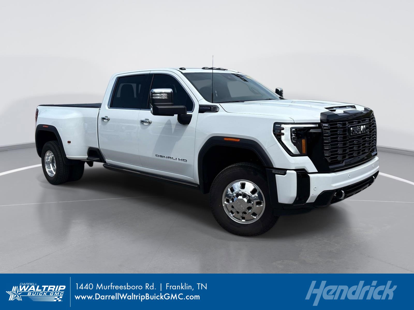 Used 2026 GMC Sierra 3500 Denali Ultimate AWD/4WD image 1