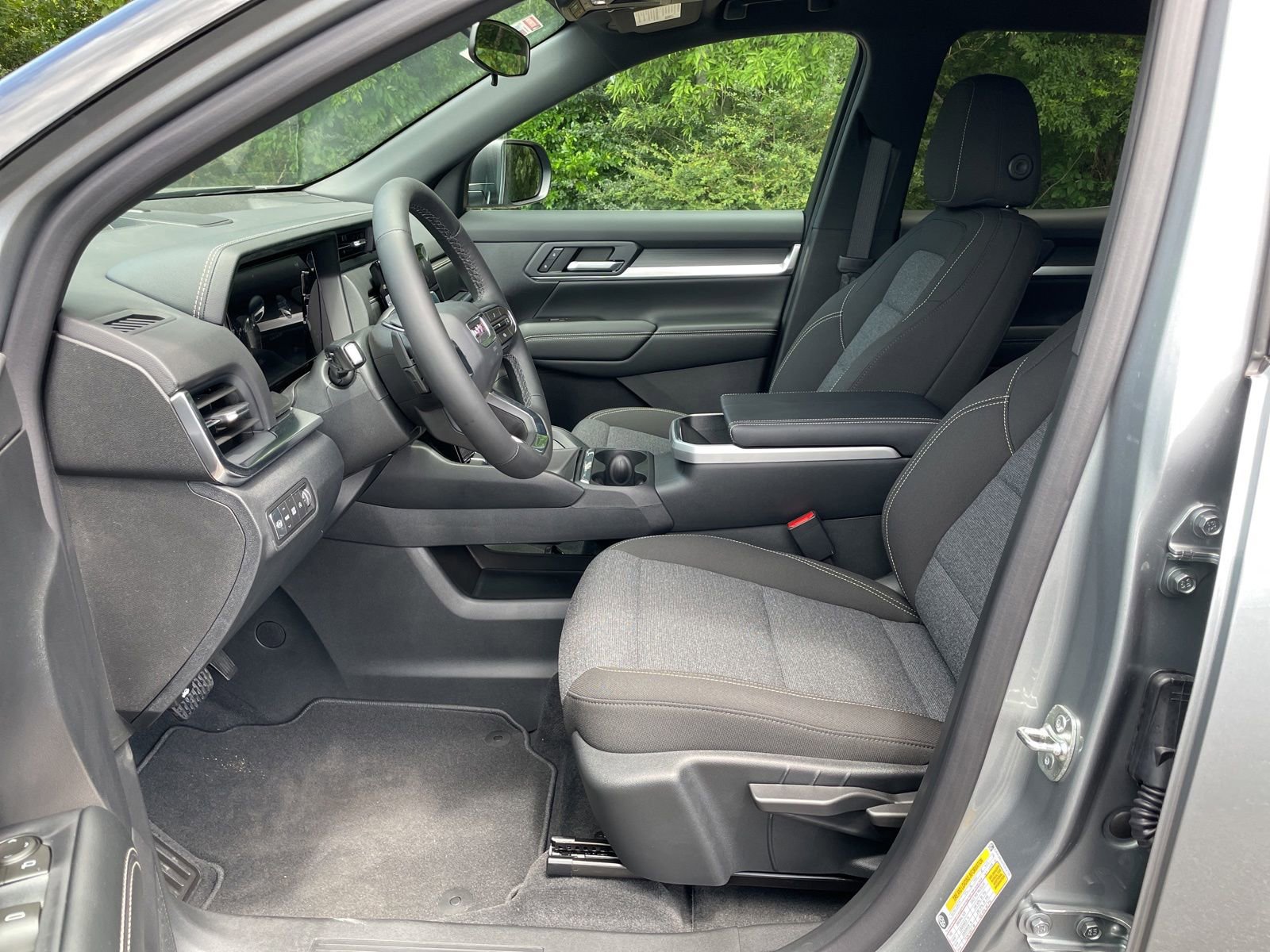 New 2026 GMC Terrain Elevation w/ Black Edition FWD image 10