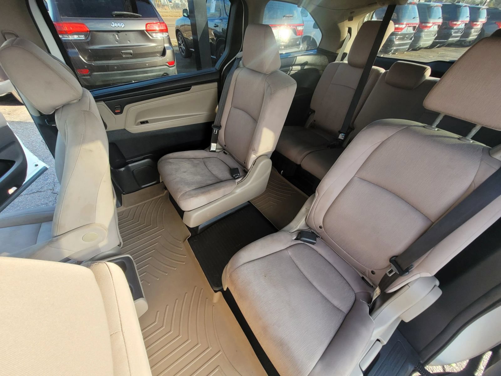 Used 2019 Honda Odyssey LX image 8