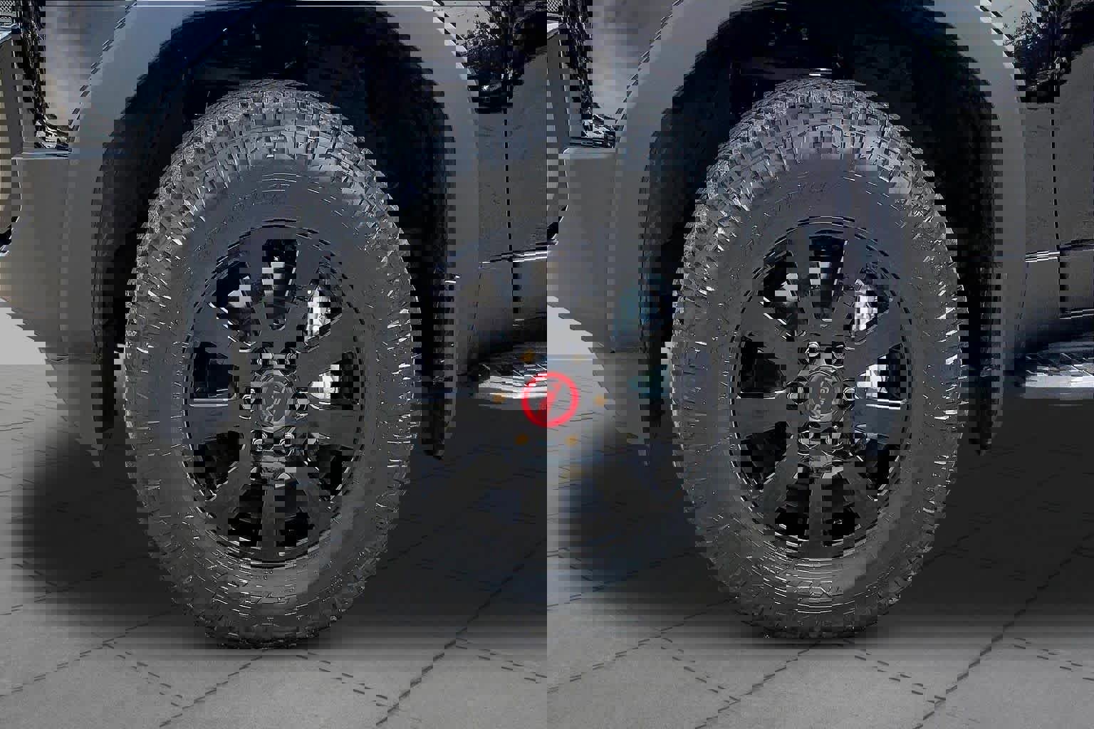 Used 2025 Toyota Land Cruiser w/ Premium Package image 11