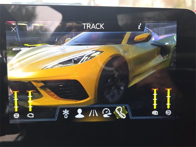 Used 2025 Chevrolet Corvette Stingray Preferred Conv w/ Z51 Performance Package image 16