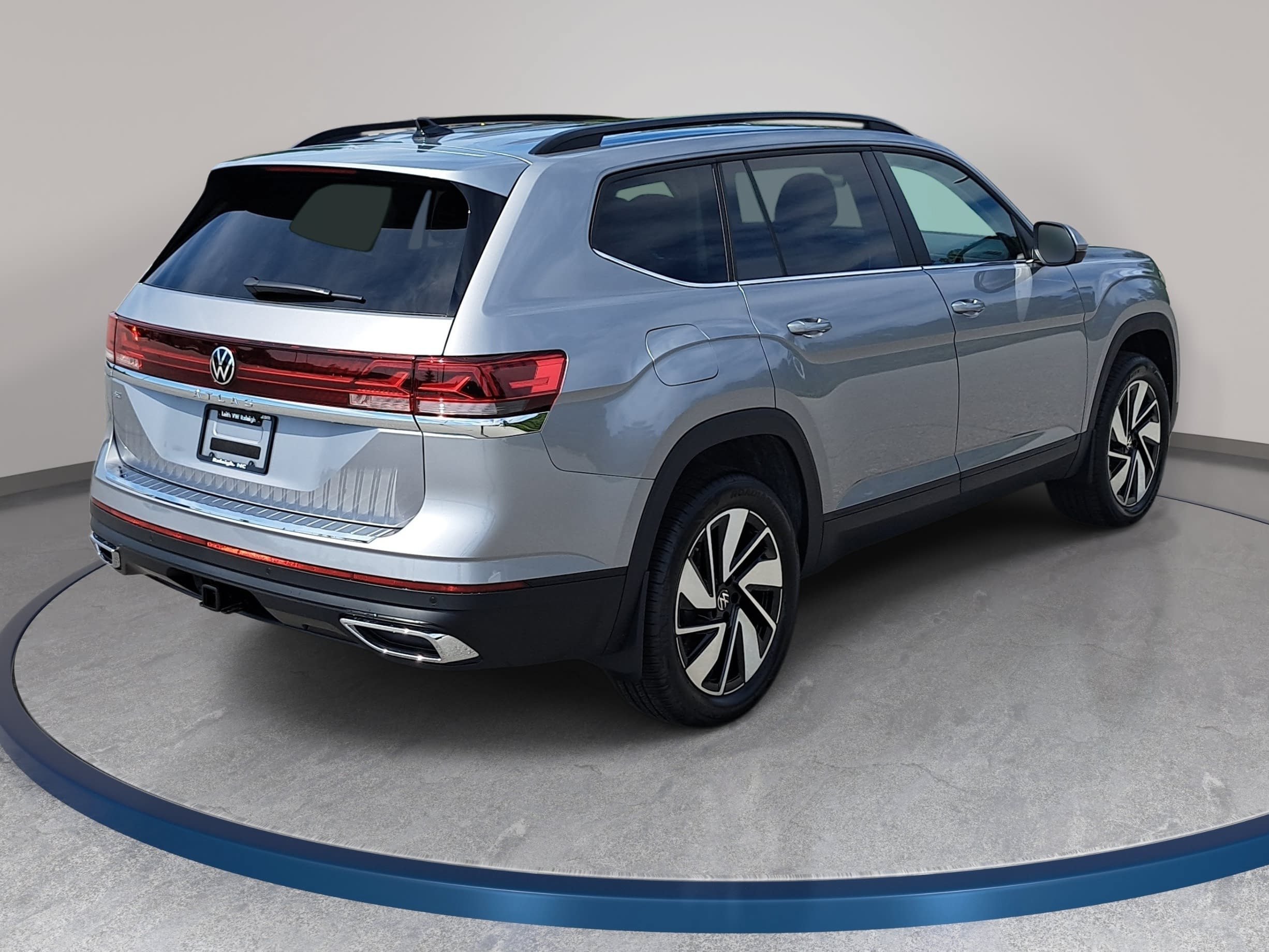 New 2026 Volkswagen Atlas SE FWD image 5