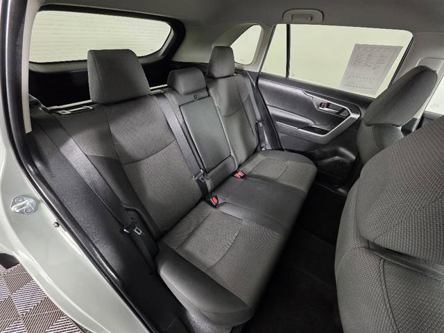 Used 2023 Toyota RAV4 XLE image 17