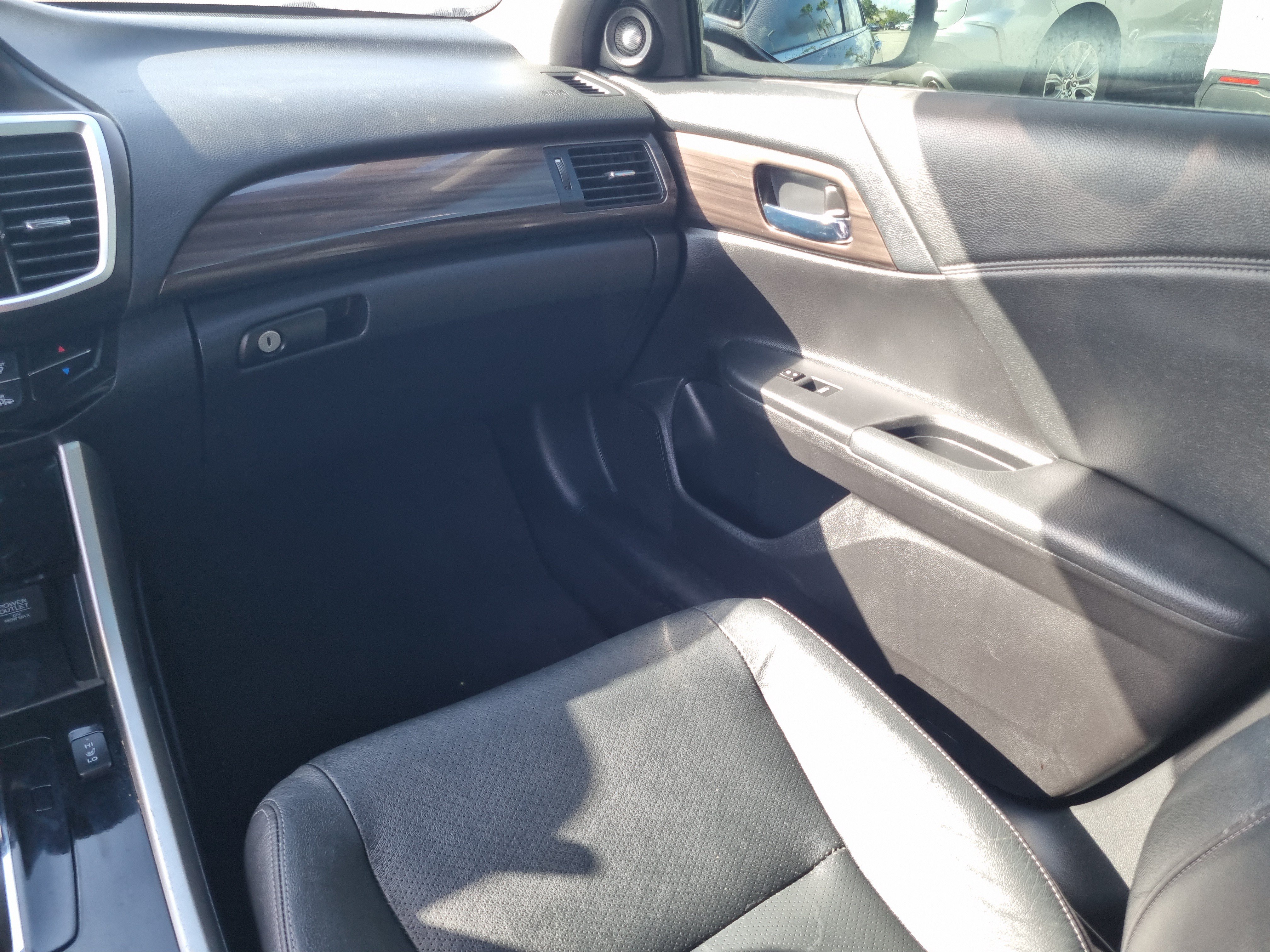 Used 2016 Honda Accord EX-L image 19