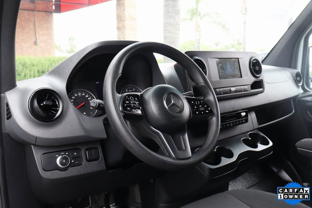 Used 2024 Mercedes-Benz Sprinter 2500 image 15