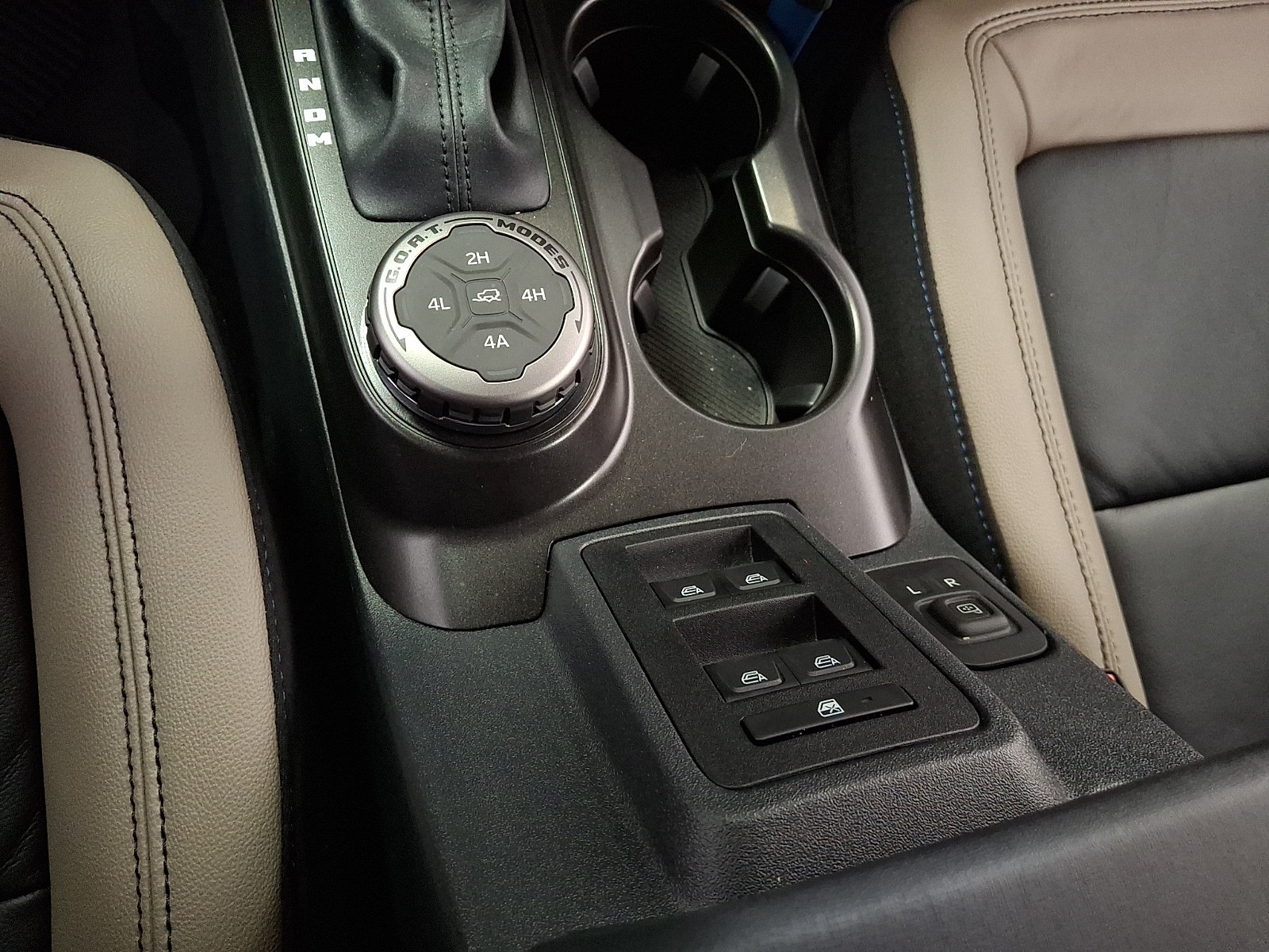 Used 2023 Ford Bronco Wildtrak AWD/4WD image 24