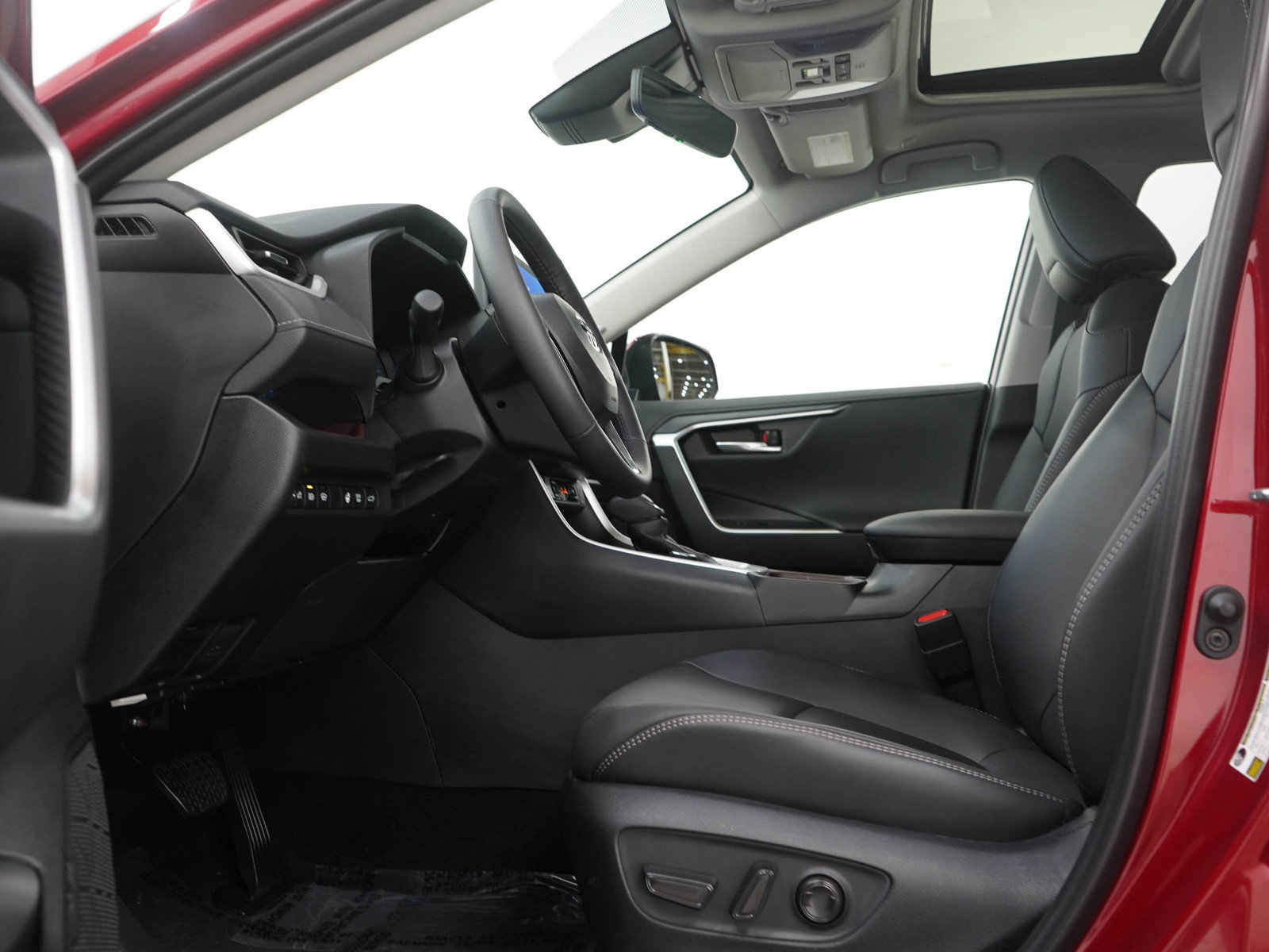 Used 2025 Toyota RAV4 Limited w/ Weather Package image 23