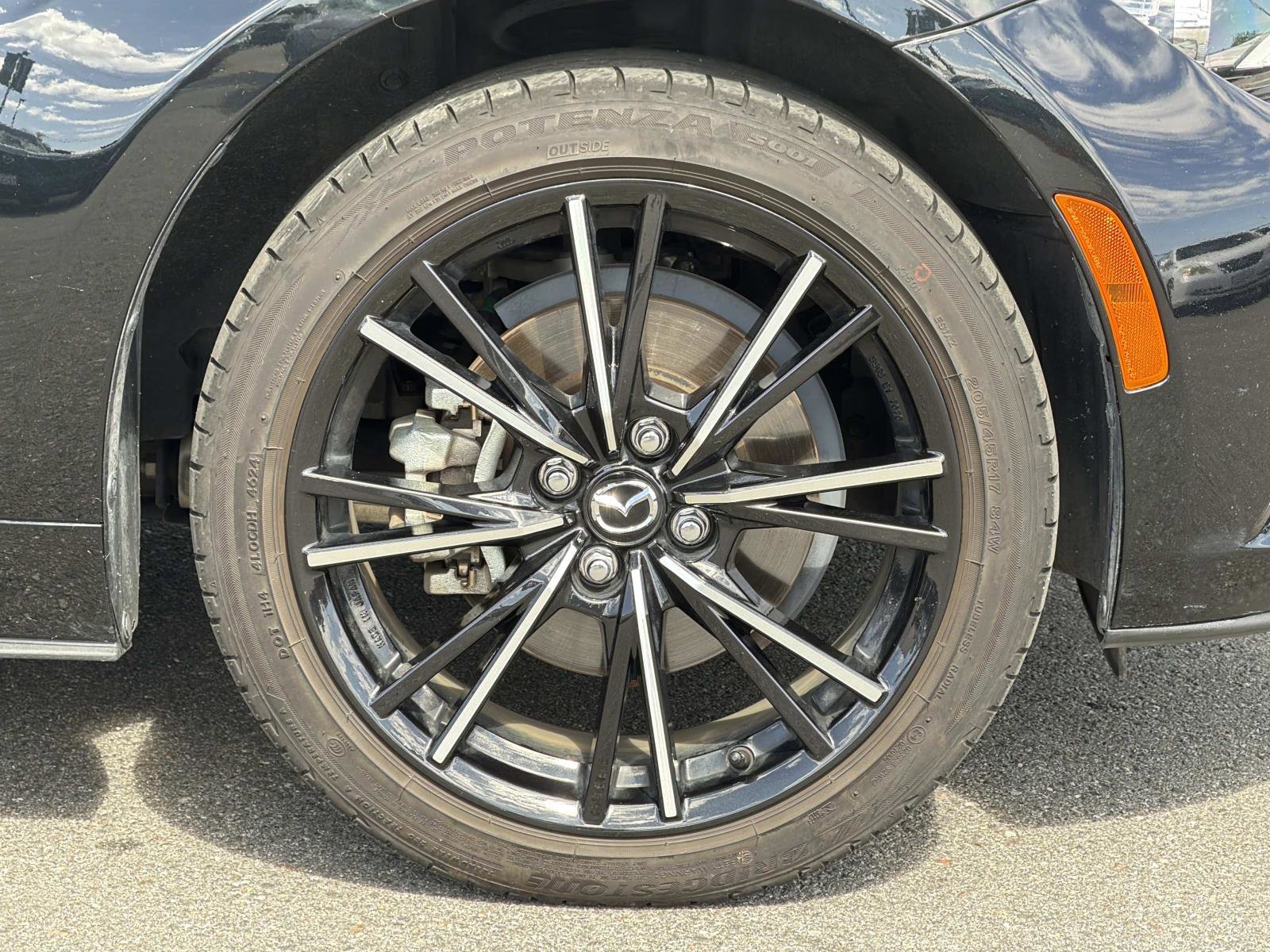 Used 2025 MAZDA MX-5 Miata RF Grand Touring RWD image 23