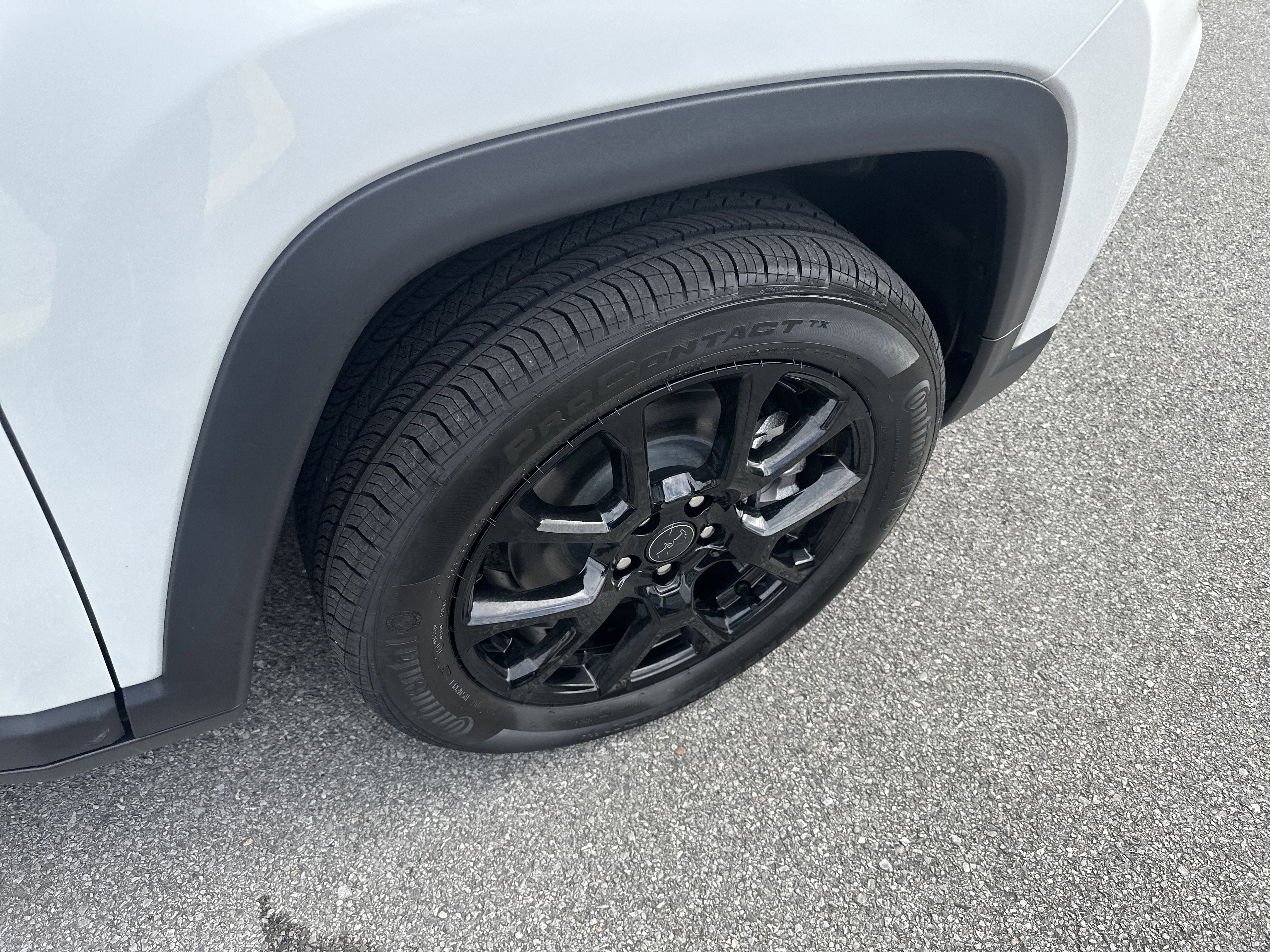New 2026 Jeep Compass Latitude AWD/4WD image 28