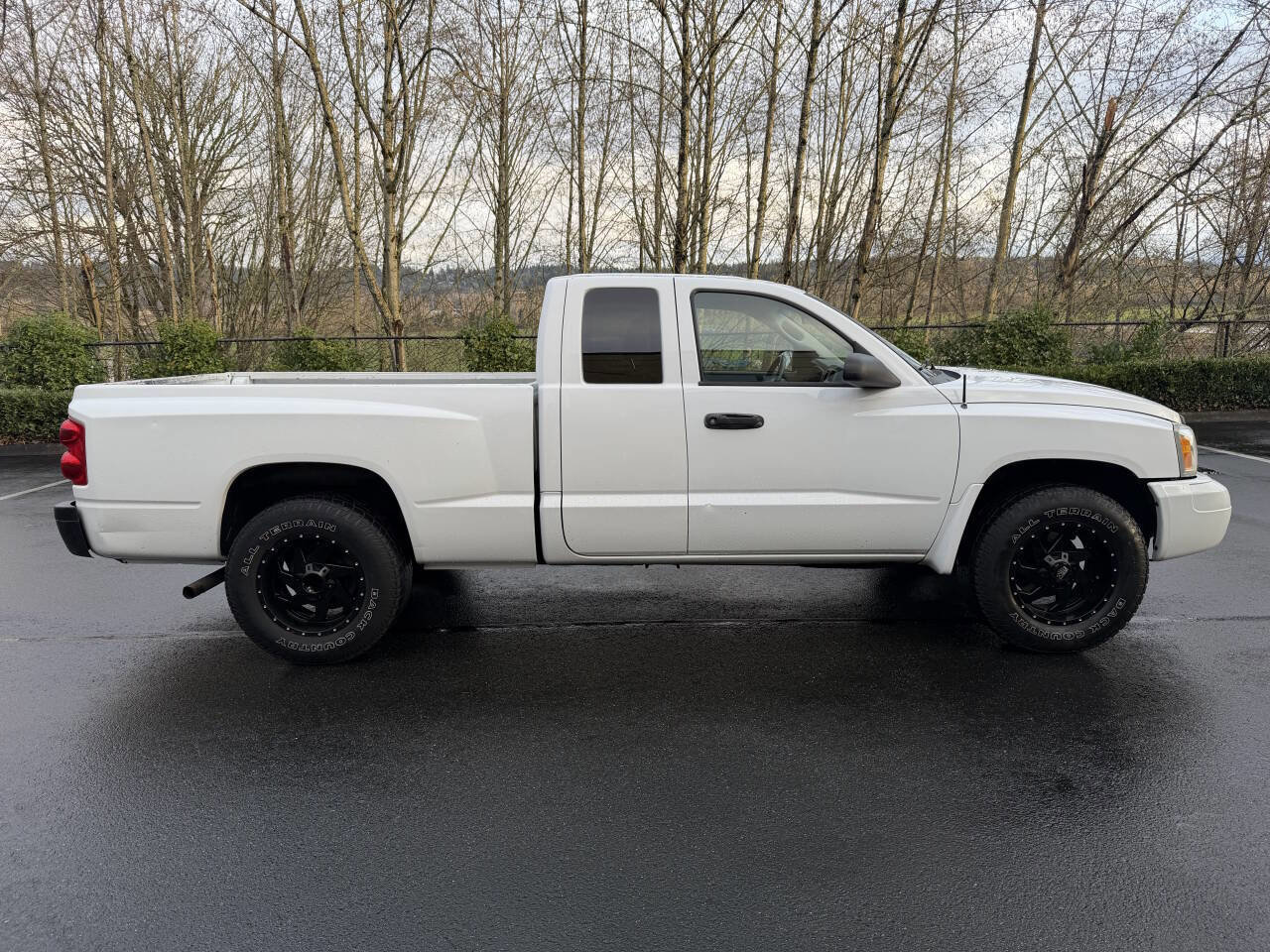 Used 2007 Dodge Dakota ST image 4