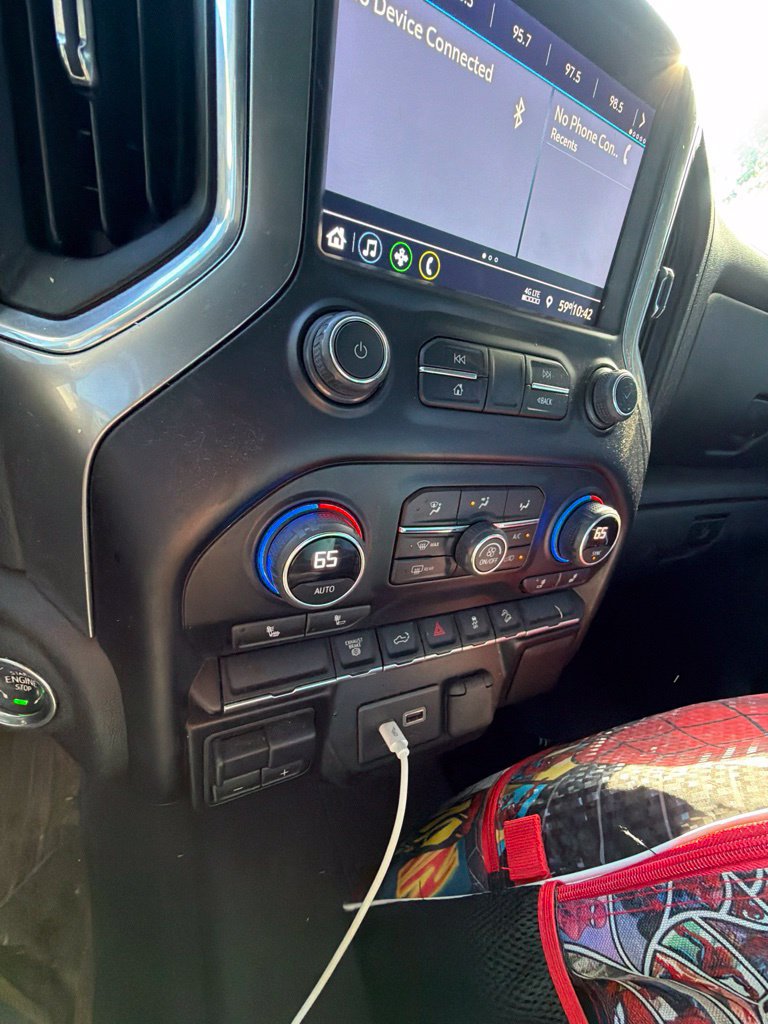 Used 2023 Chevrolet Silverado 2500 LT w/ Convenience Package AWD/4WD image 15