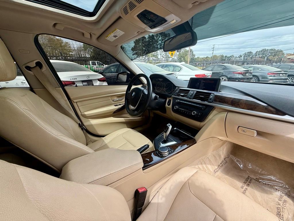 Used 2015 BMW 328i xDrive Sedan w/ Premium Package AWD/4WD image 27