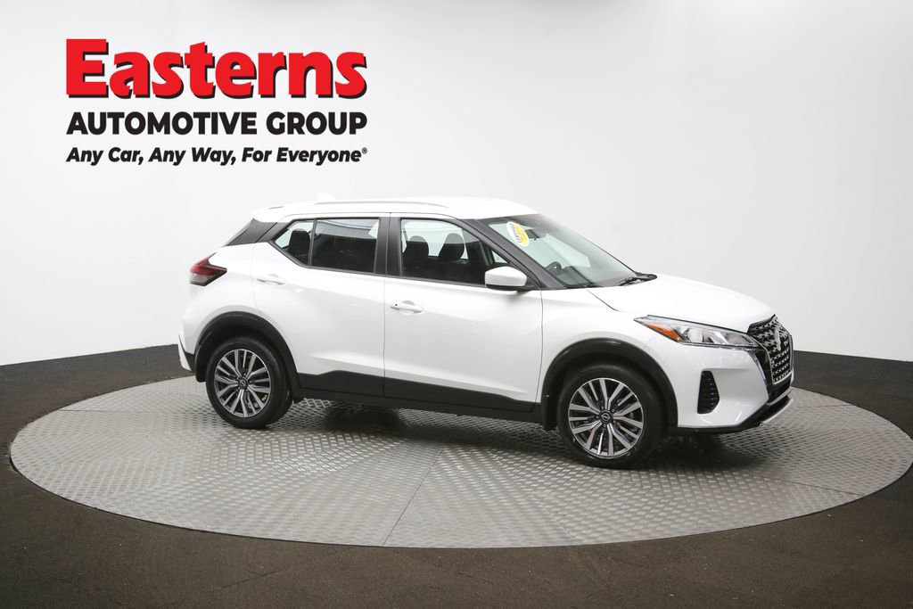 Used 2023 Nissan Kicks SV image 46