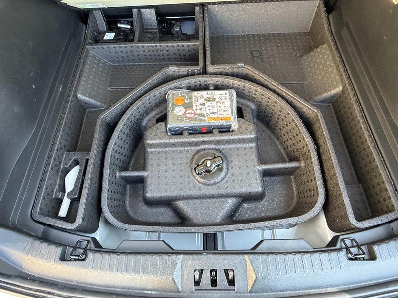 Used 2024 Ford Edge SEL w/ Convenience Package AWD/4WD image 15