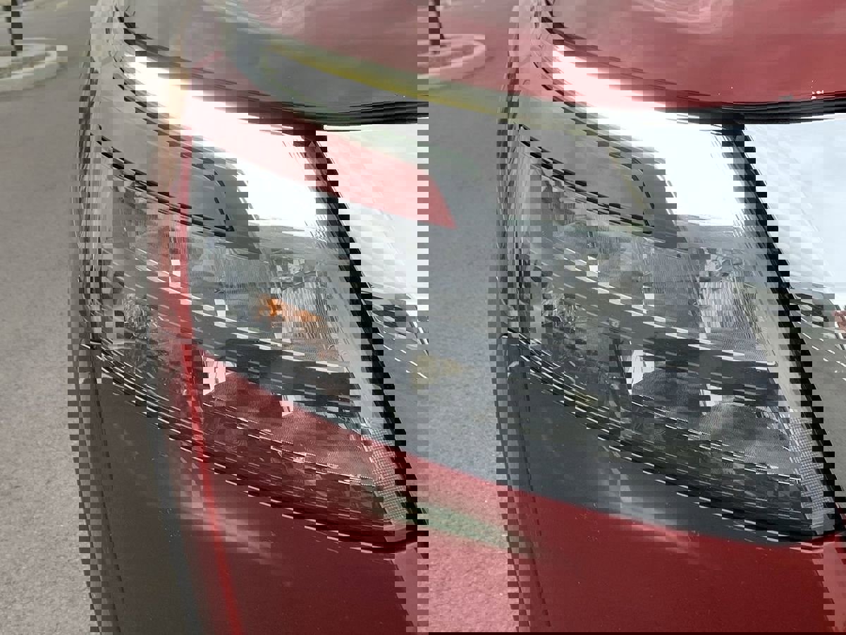 Used 2024 Nissan Pathfinder SV image 9