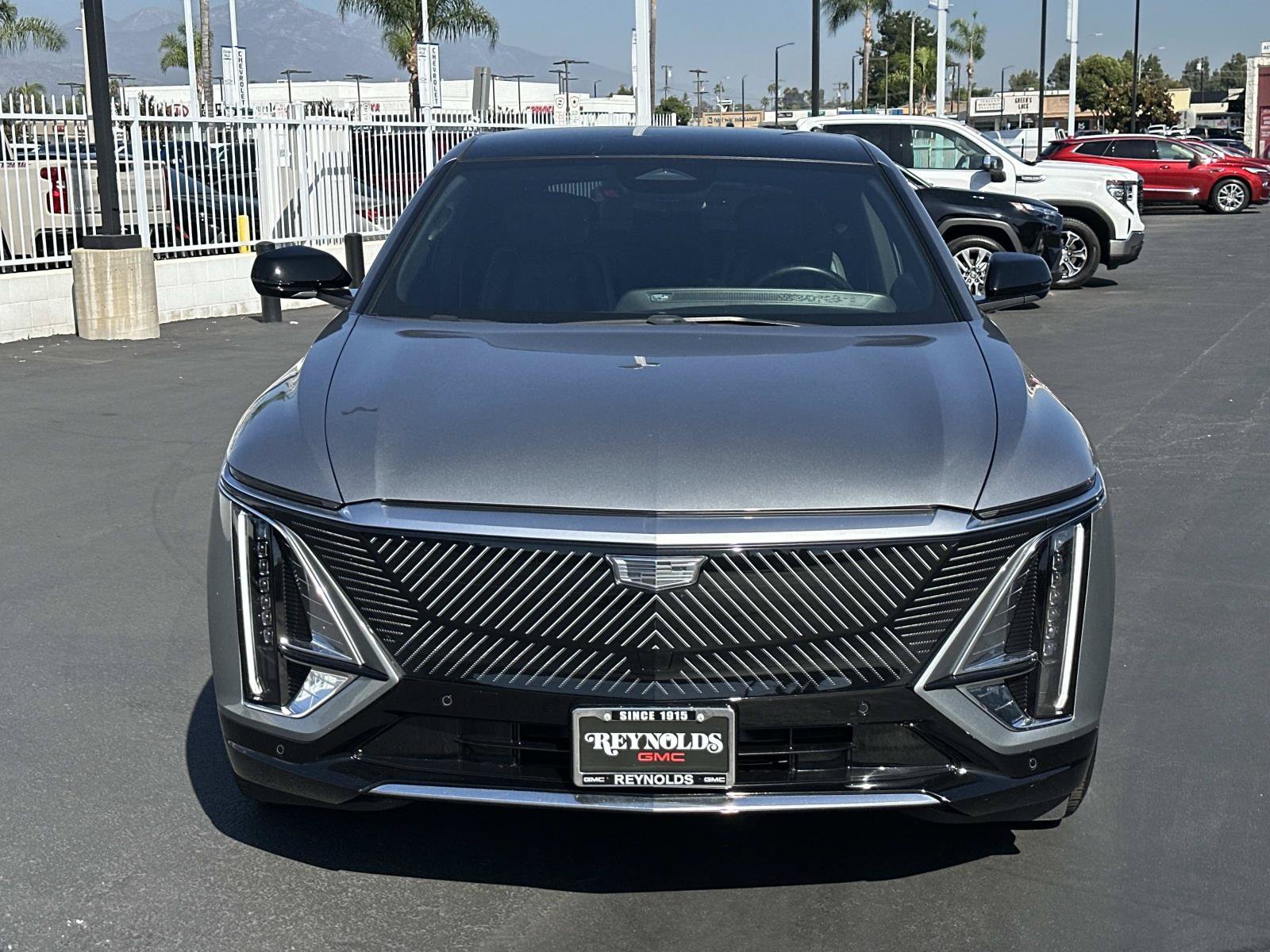 Used 2024 Cadillac Lyriq Tech RWD image 2