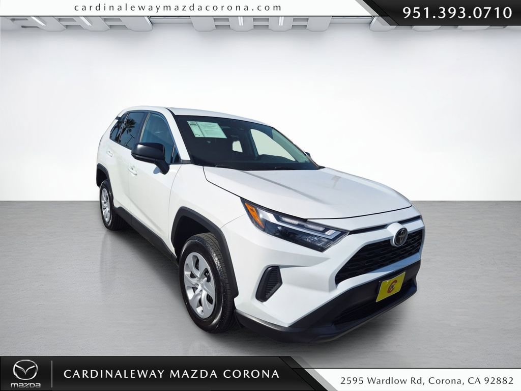 Used 2025 Toyota RAV4 LE image 1