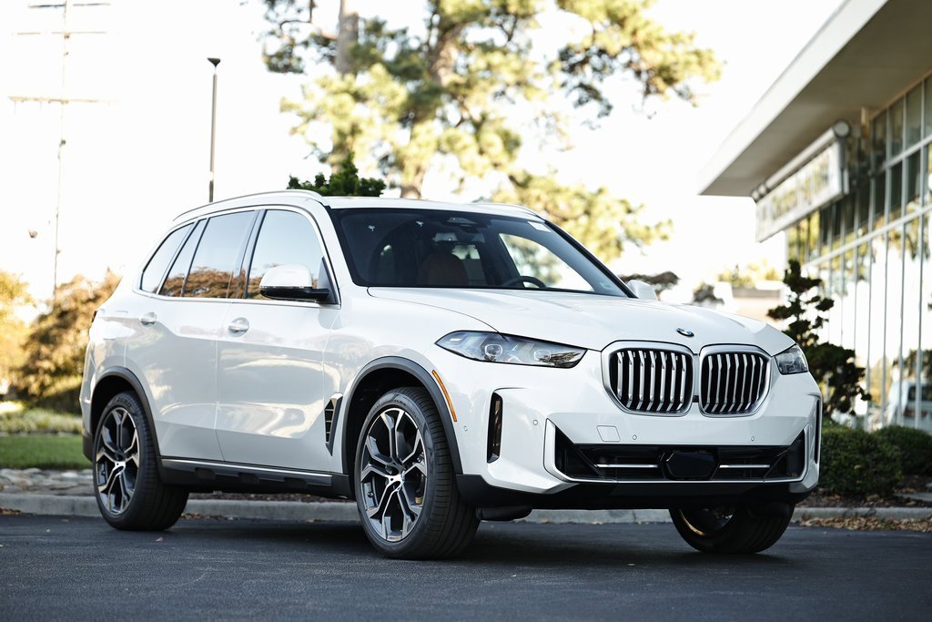 New 2026 BMW X5 xDrive40i w/ Executive Package