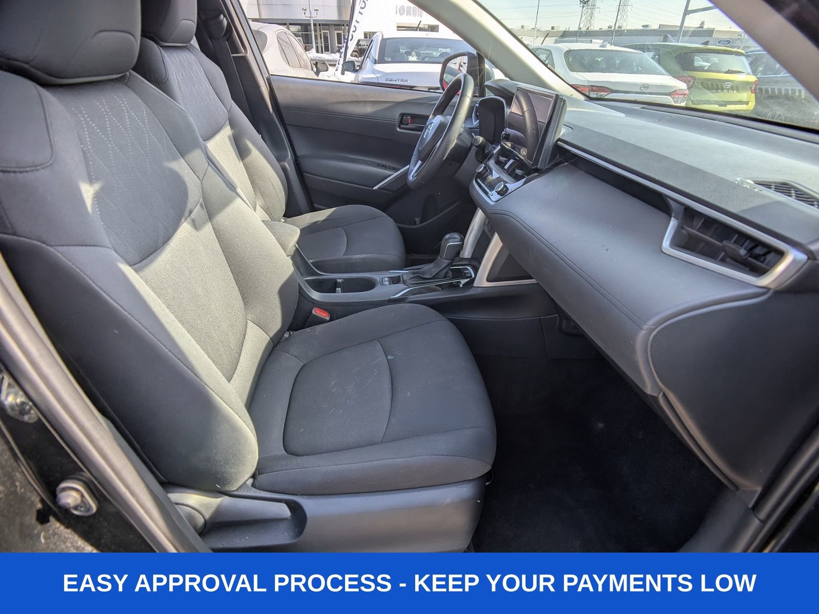 Used 2024 Toyota Corolla Cross LE image 14